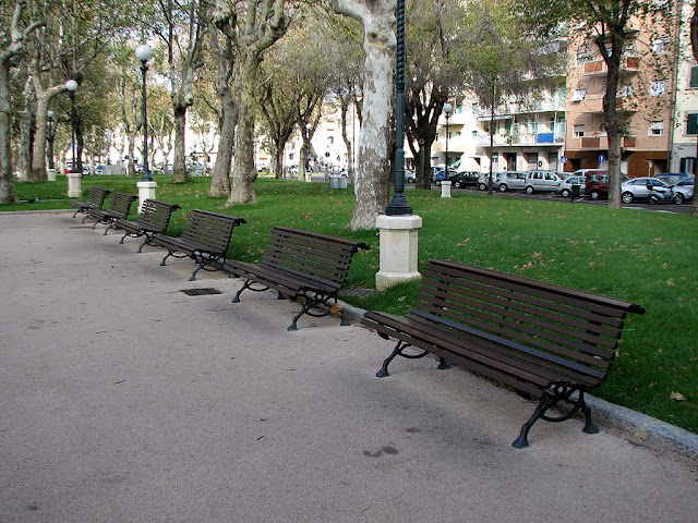 Line of benches, Piazza Mazzini, Livorno