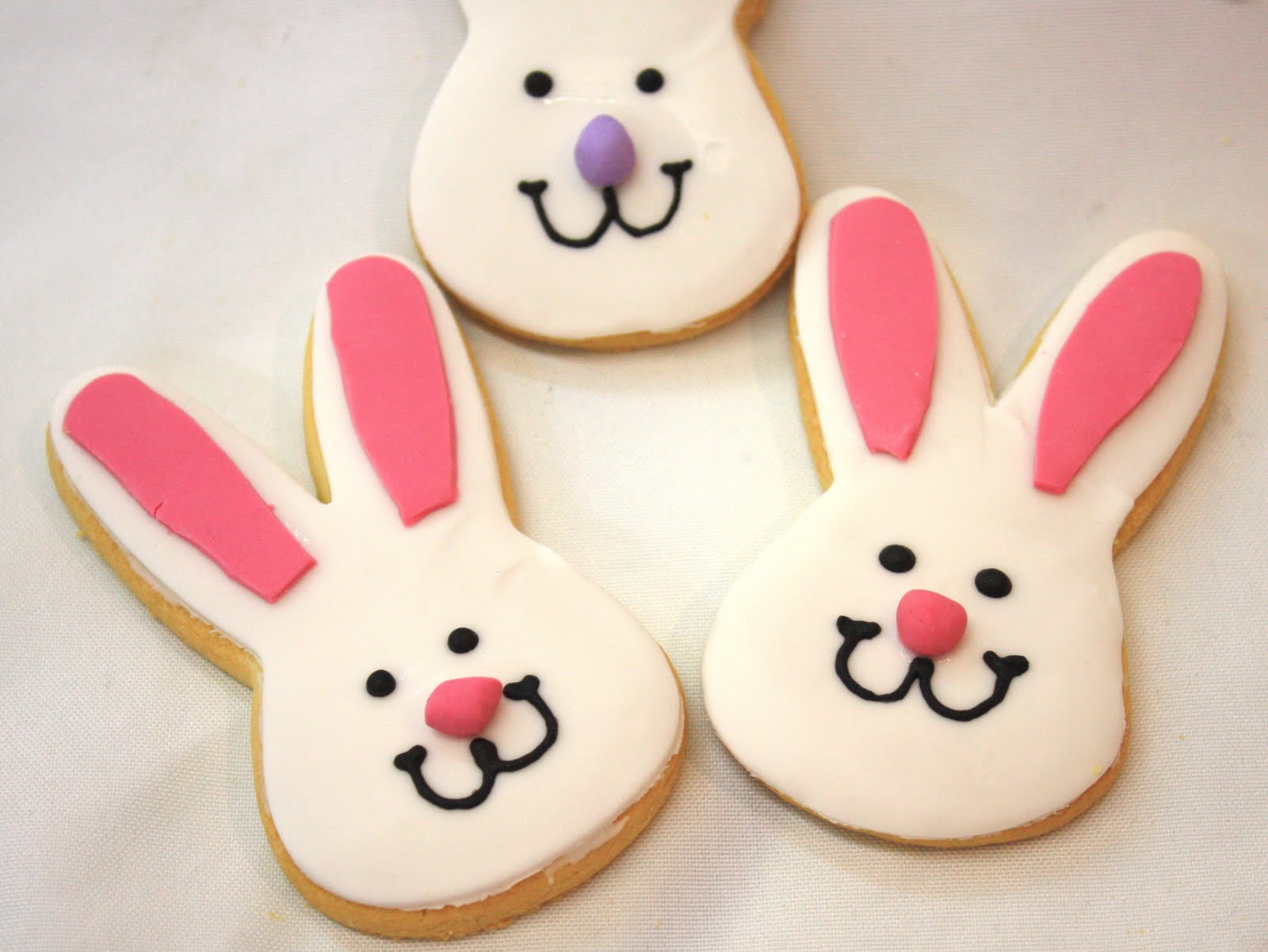 [Cheery+Bunny+Cookies.jpg]