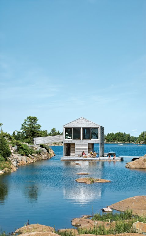 [worple-house-exterior-floating-house-side-view.jpg]