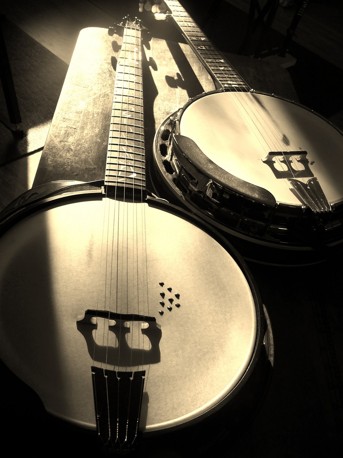 Fiorghra: Dueling Banjos