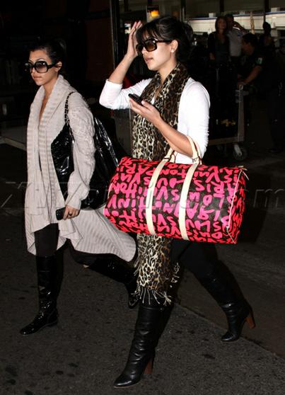 Handbags Louis Vuitton: Kim Kardashians Louis Vuitton Handbags