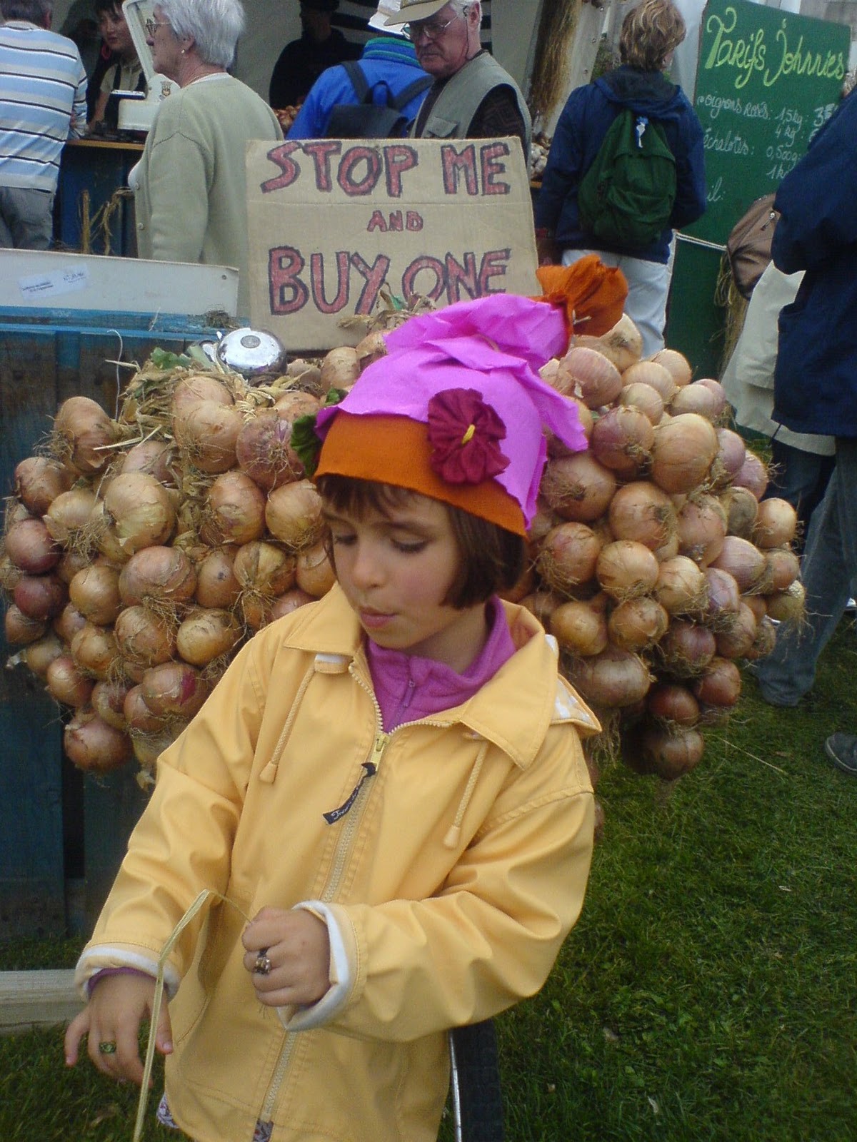 Looking for Johnny Onions Onion Festival Roscoff, August 2007