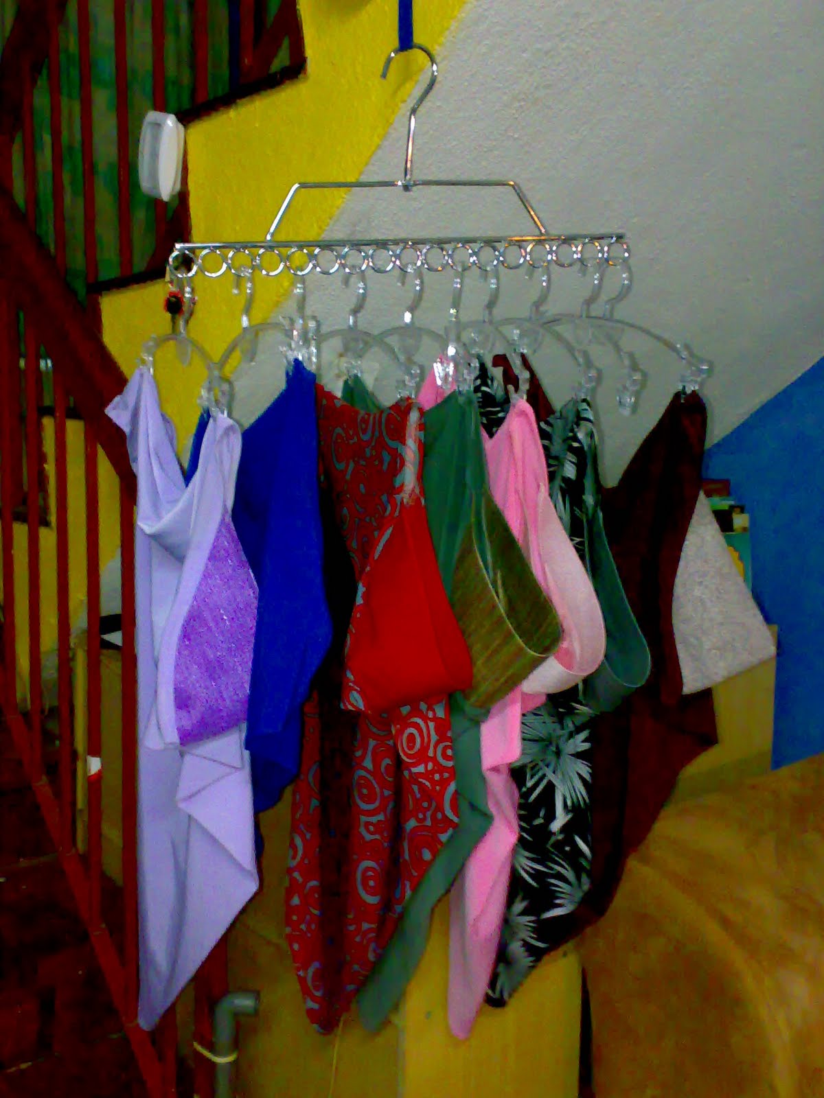 Blue & Pink: Hanger Tudung Berklip (Kecil)