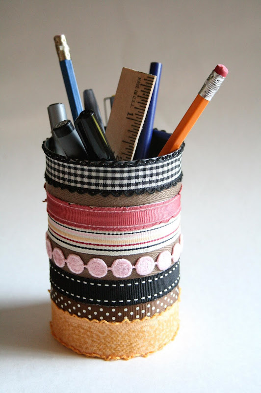 The Creative Place: DIY :: Ribbon Can Pencil Holder