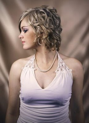 Short Curly Layered Hairstyles