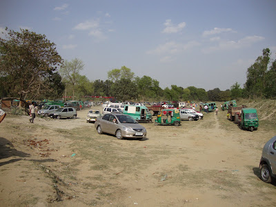 Chandrika Devi Temple in Lucknow-Car Parking Stand Rs.10/- only
