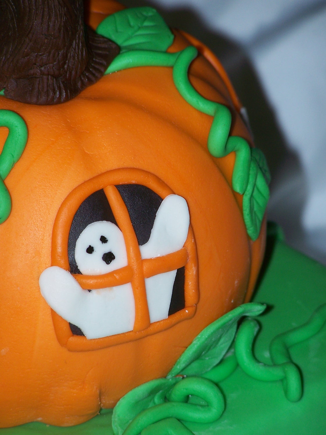 Fall &amp; Halloween Cakes