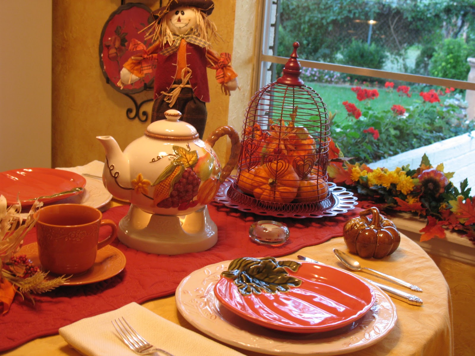 Miss Bloomers : Fall Tea Party