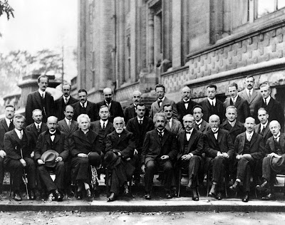 4+Conferencia+Solvay__1927_alasombradelasabina.jpg