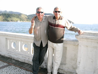 Com Papai, na Ponta da Praia - Santos, SP