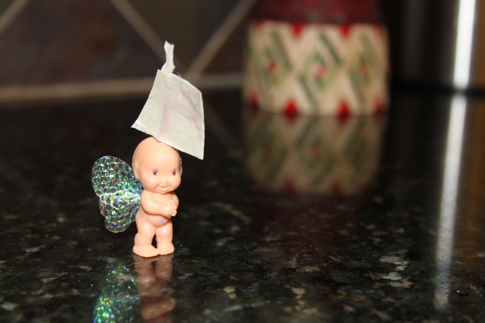 The 80's Toy Ark Toy Dying Tutorial How to change the color of your plastic!