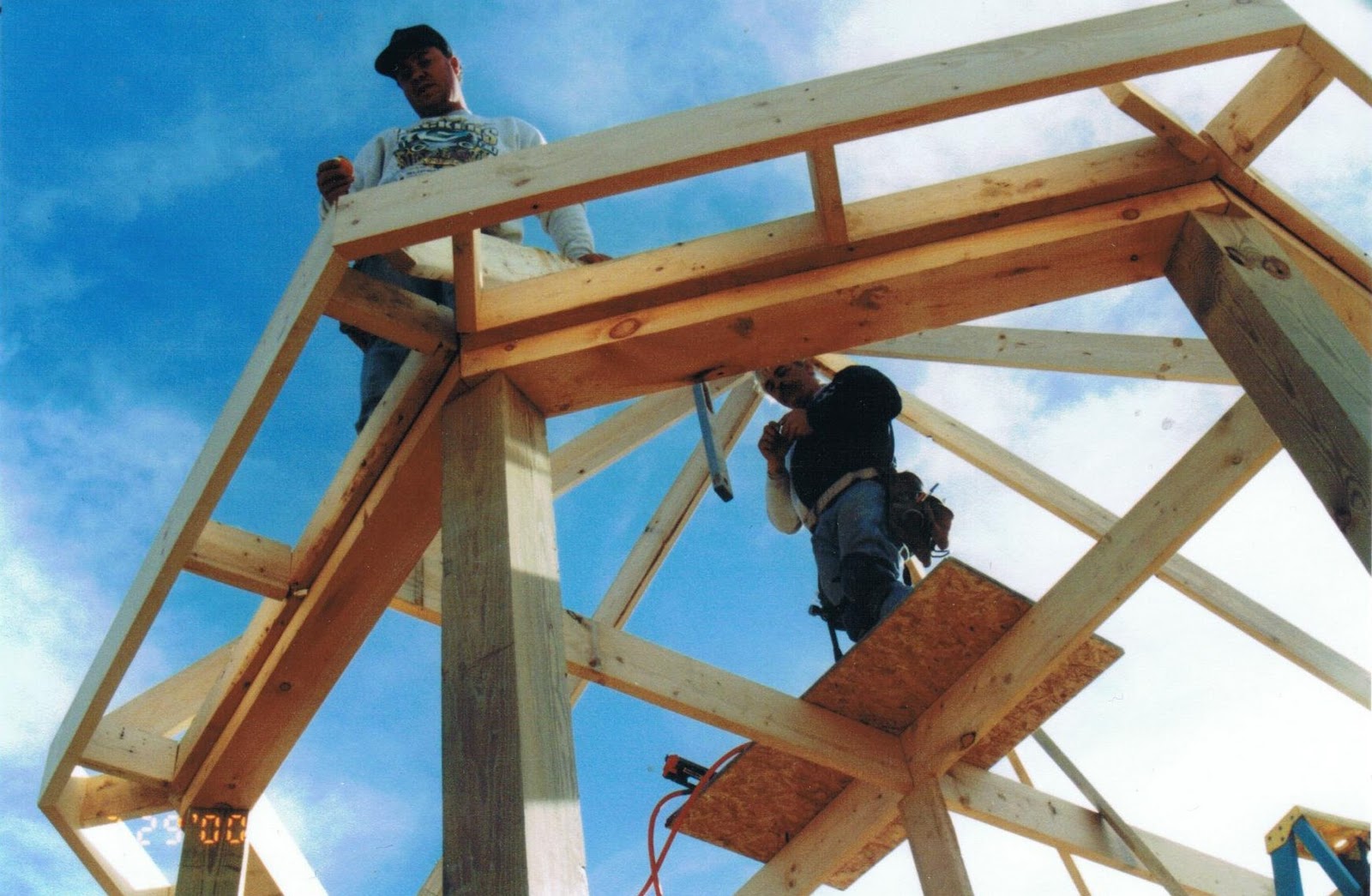 PATRIOT LOG HOME BUILDERS At Home In Ohio Magazine article from LOG