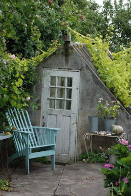 Looking for Vintage garden sheds | Kelaks