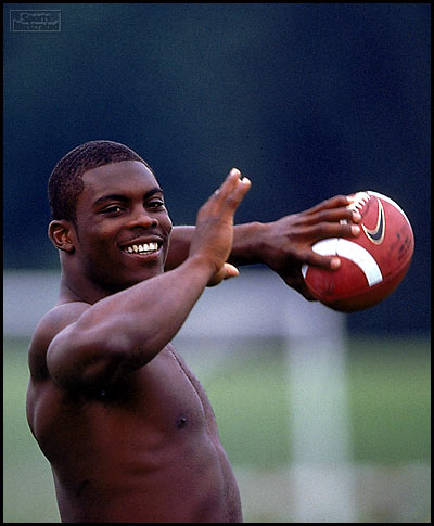 [Michaelvick03_lg-01.jpg]