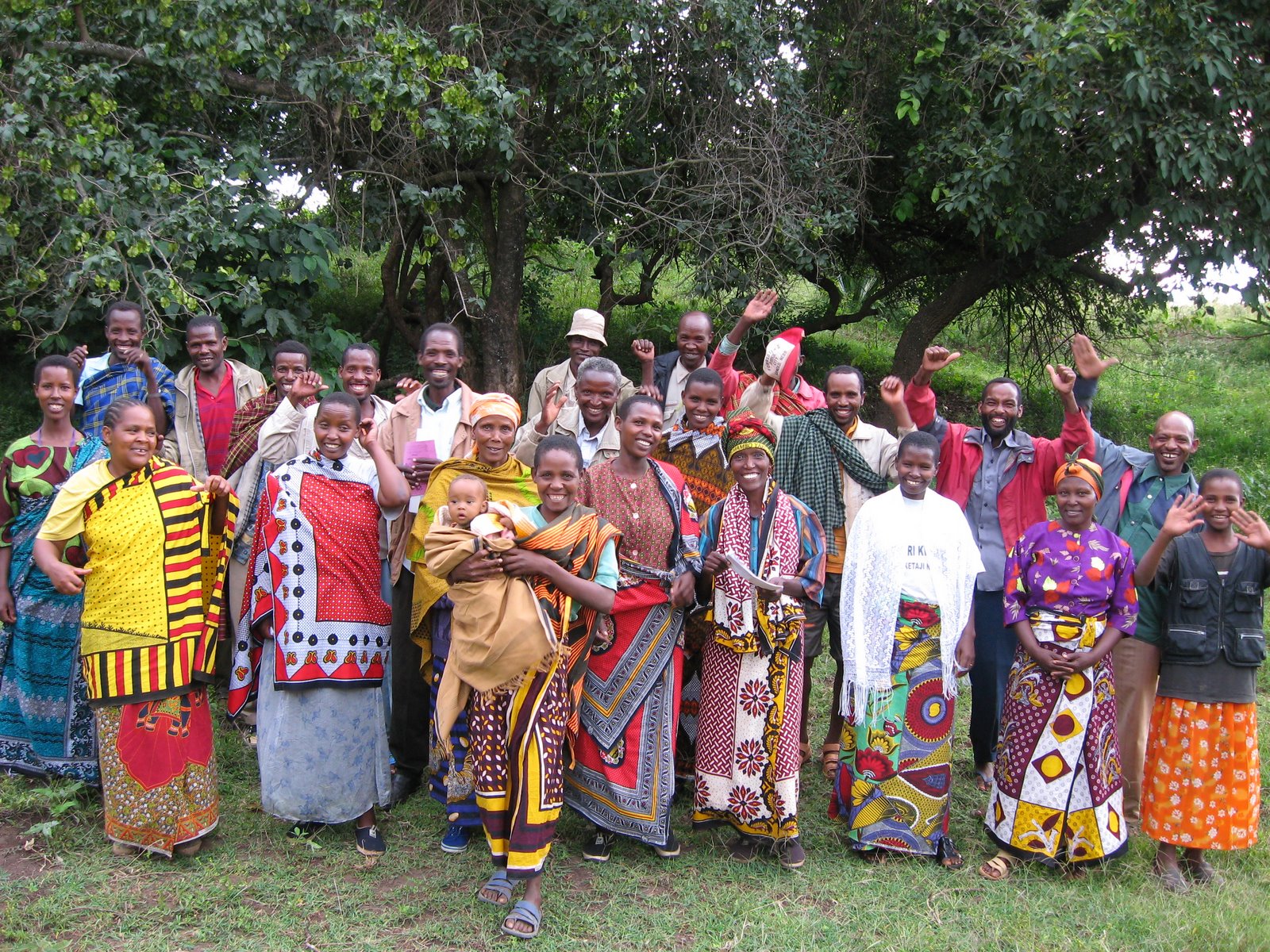 [farmer+field+school+members.JPG]