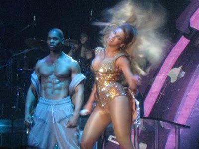 Beyonce Pantyhose Concert Photos and Video Stocking Vixen The Stockings 
