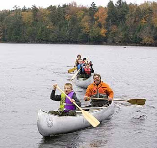 stock photo of scouts canoeing the Oswagotchie, ScoutingMagazine.com