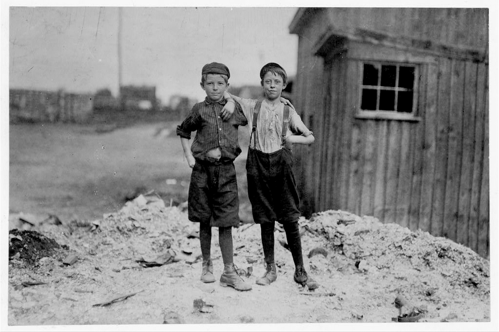 Glass Factory Boys, 1911 Friday Morning Street Urchins