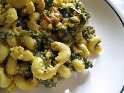 Indian-Style Macaroni and Paneer Cheese with Spinach