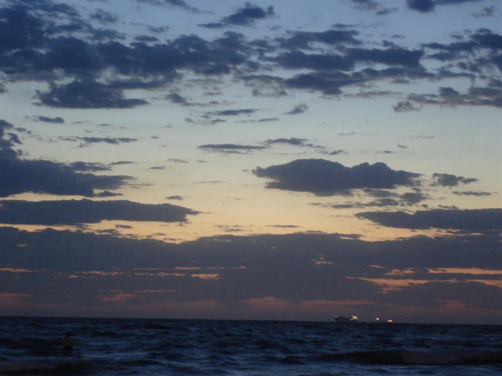 [sunset+(8).jpg]