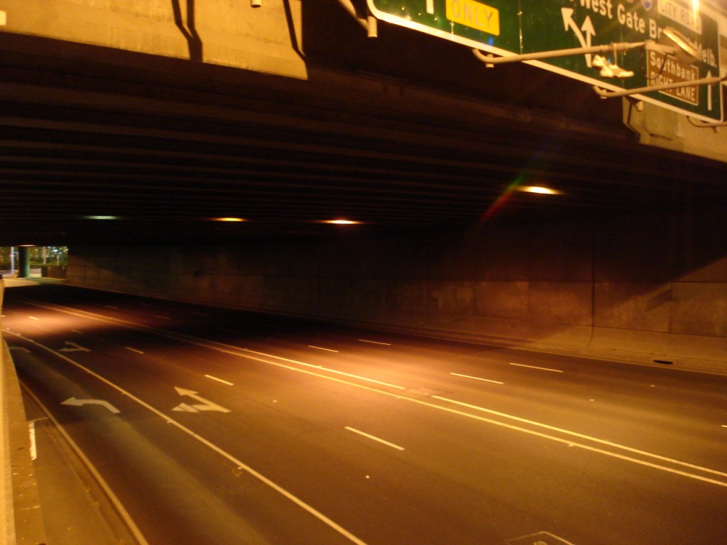 [alexandra+ave+night+(2).JPG]