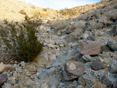 Graffiti Graffiti Falls Riverside