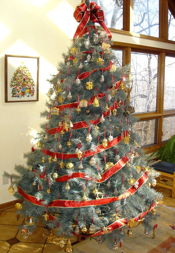 Family Tree of Holidays - Christmas Trees: Hallmark Christmas Trees