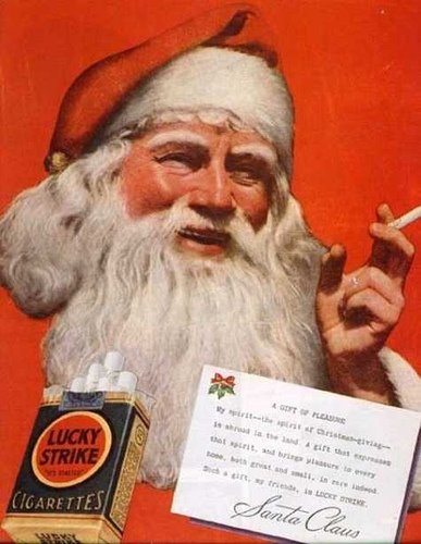 [Santa+fuma+Lucky.jpg]