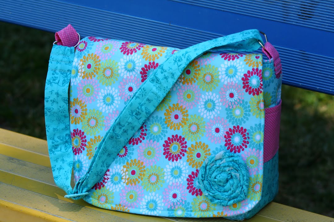 A Crafty Mom's Life Handmade Camera Bag