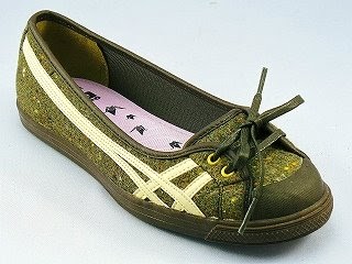 dansko clogs non slip