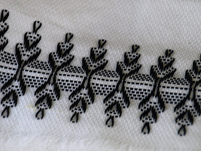 Huck Embroidery - Lacis