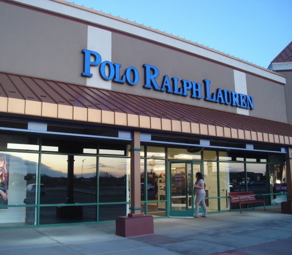 Hotdish & Bars: LOCAL FLAVOR: Polo Ralph Lauren and Puma @ the Albertville Premium Outlets