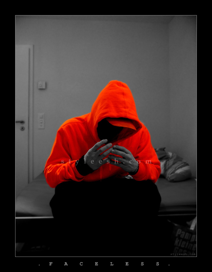 [faceless.jpg]
