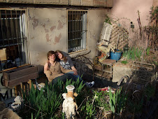 Ingrid & Gregor in the front patio