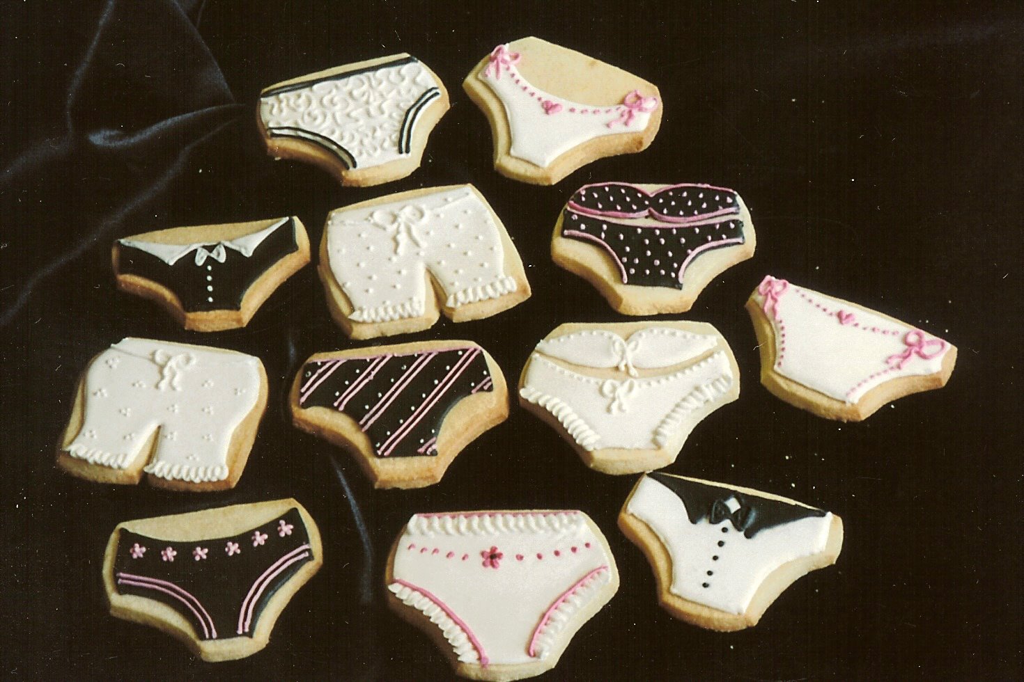 [Cookies+underwear.jpg]