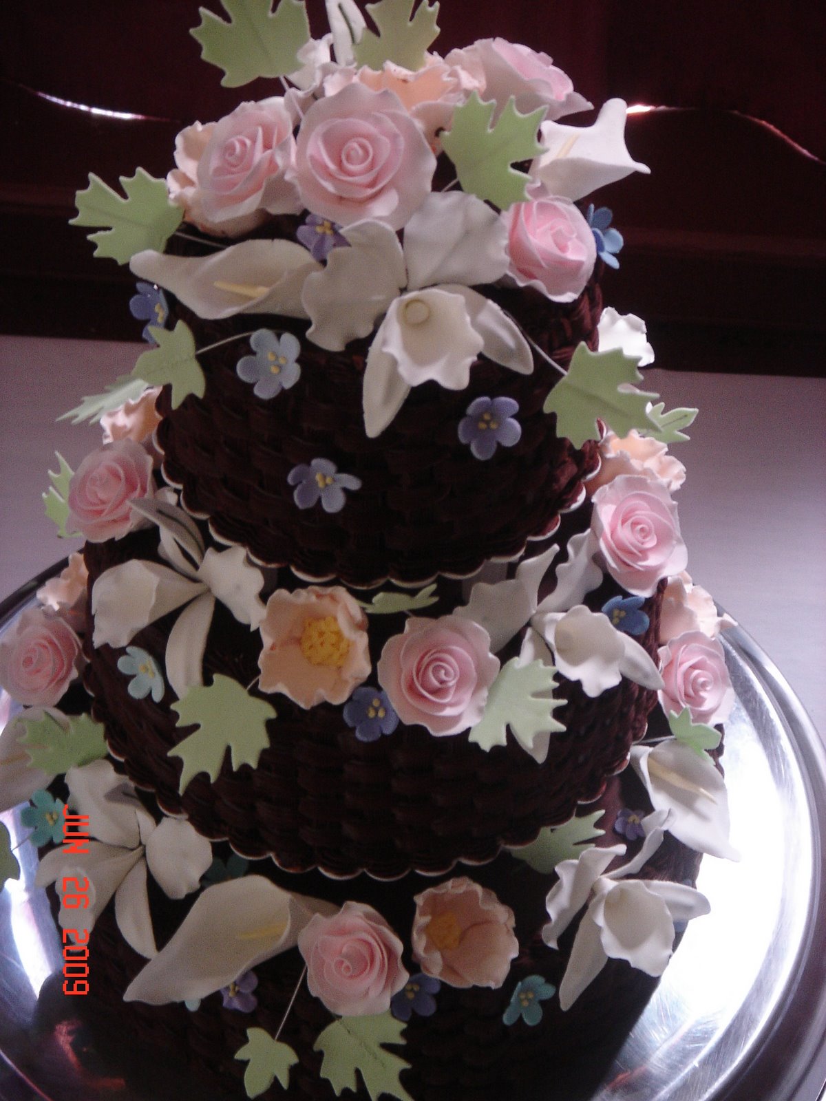 [Wedding+chocolate+basket.JPG]