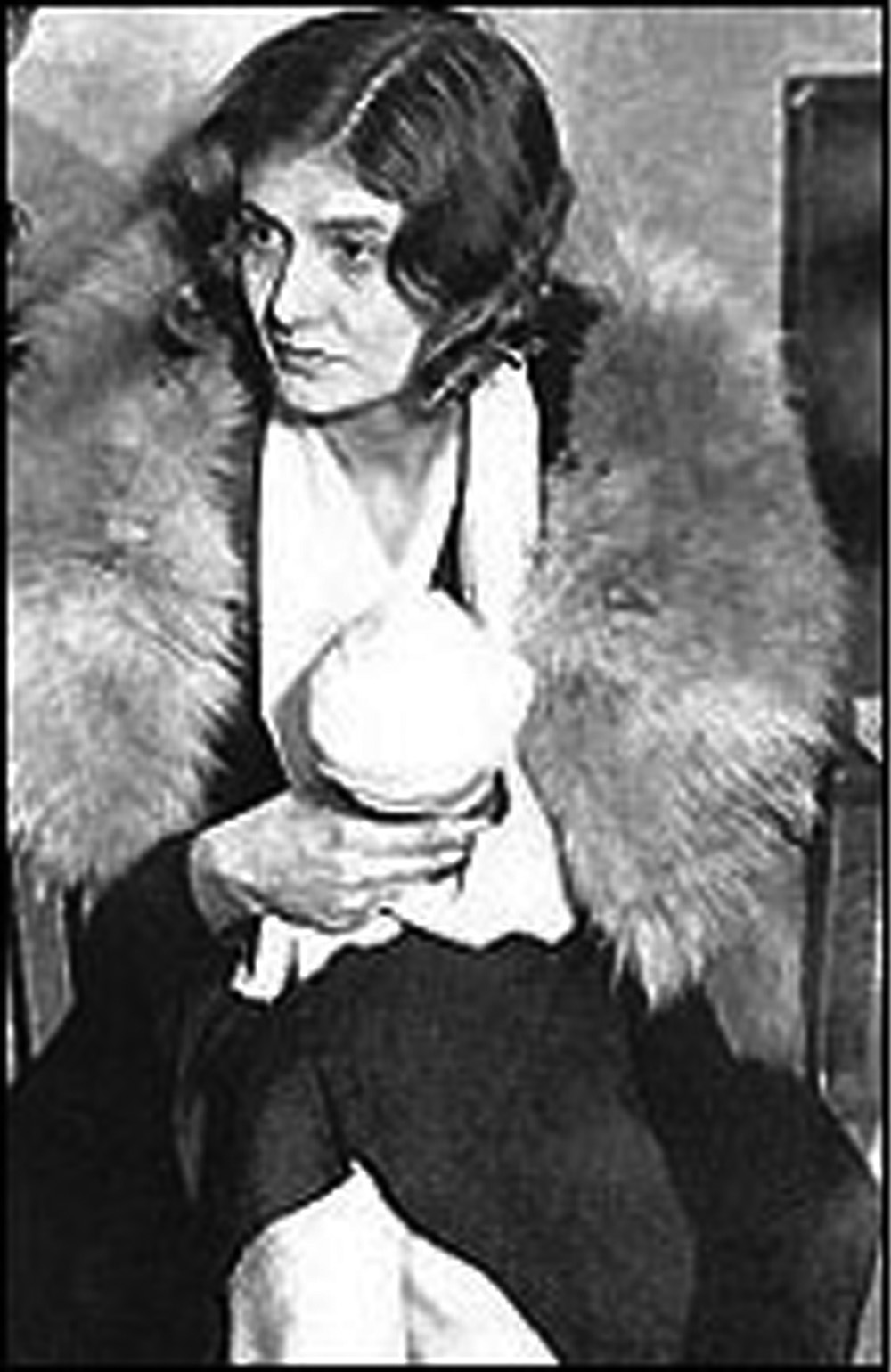 [Winnie+Judd+tras+su+arresto.jpg]