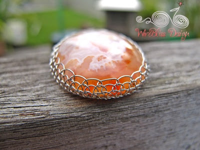 Netted Agate Pendant