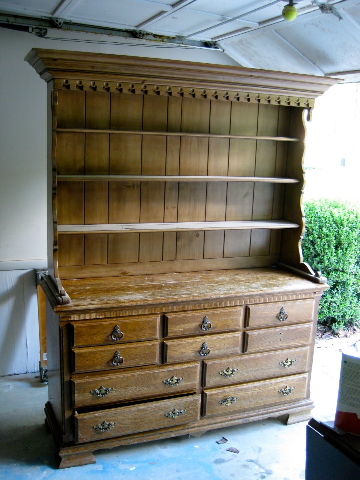 a few good pieces... dresser, meet hutch