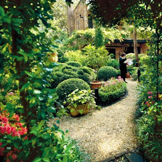 SpottieOtties: May 2010