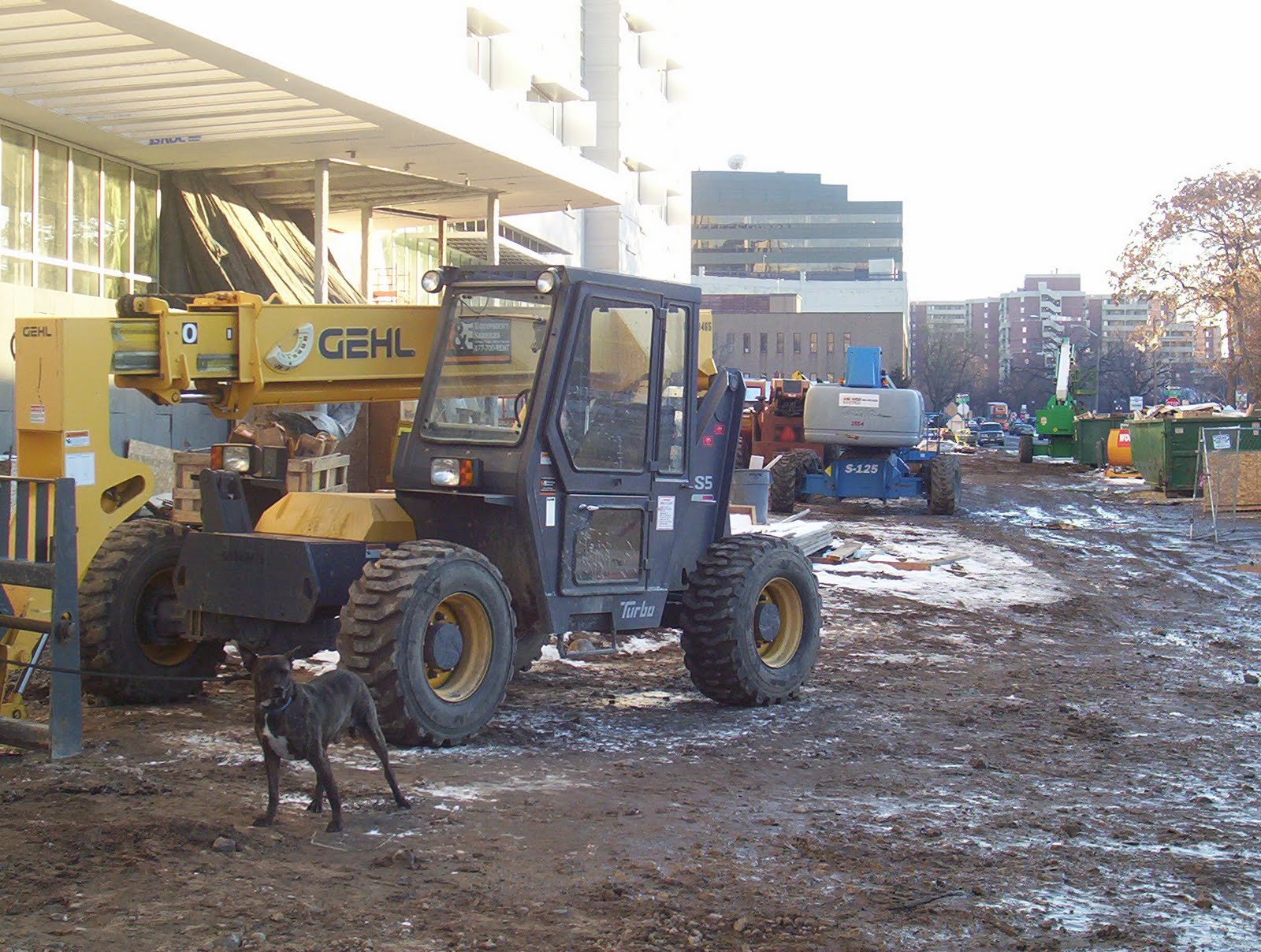 [construction+003.JPG]