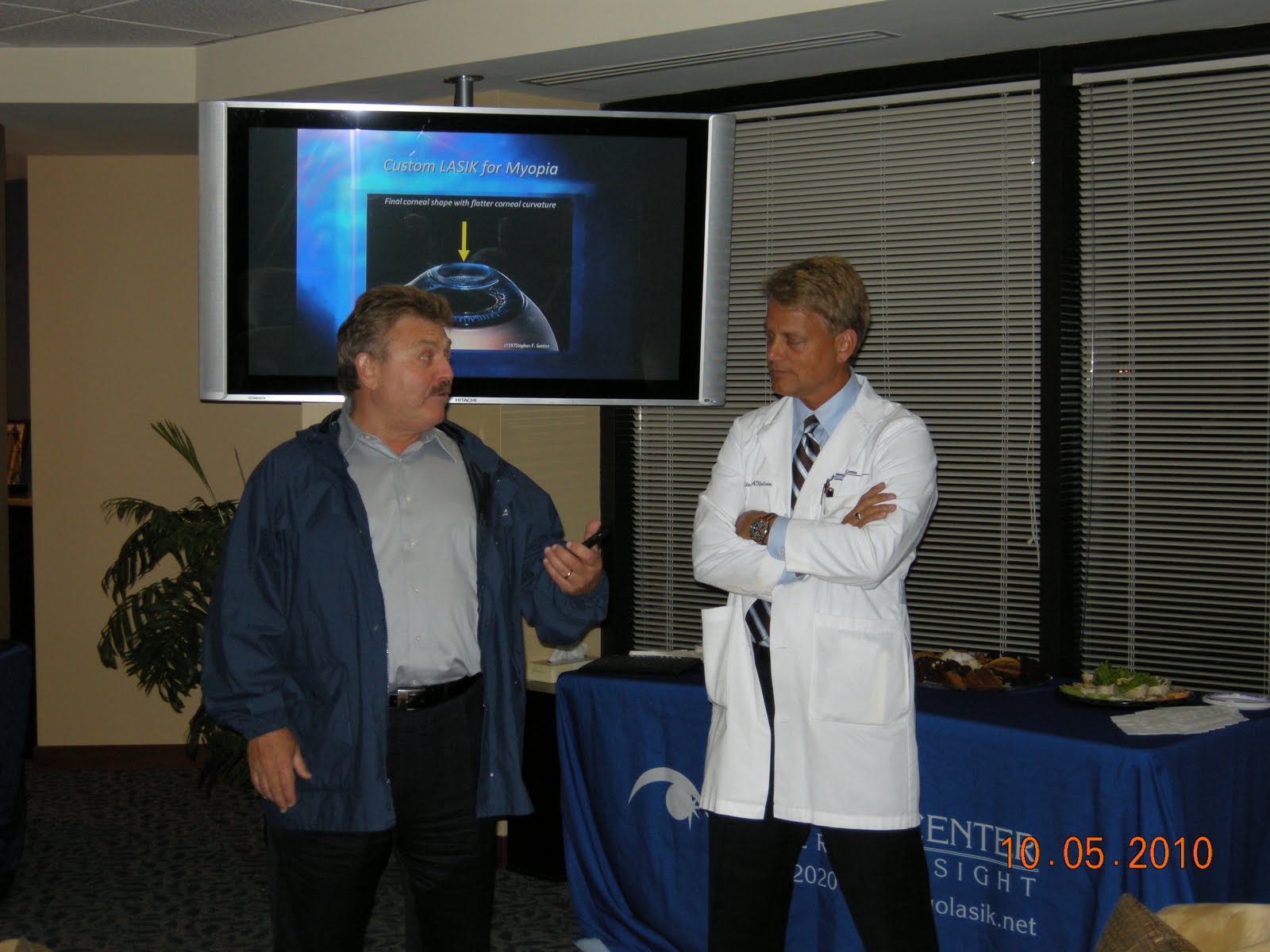 Nielsen Eye Center The Nielsen Eye Center Hosts Live LASIK Seminar