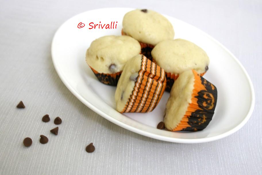 Microwave Eggless Banana Muffins with Chocolate Chips How to bake