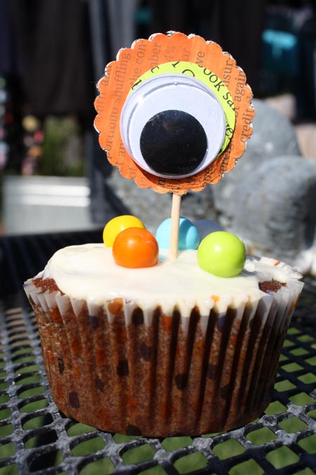 Googly Eyes - Party Time, Inc.