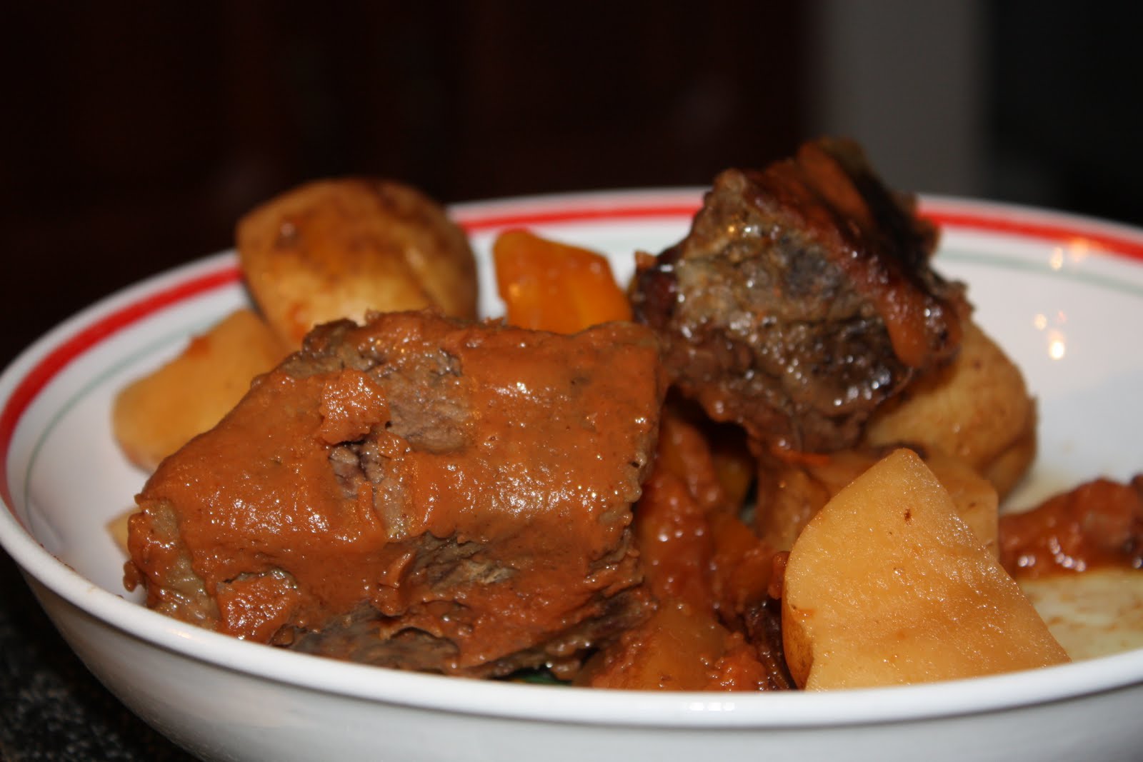 Hydromel et Ambroisie: Palette de boeuf et légumes sauce BBQ