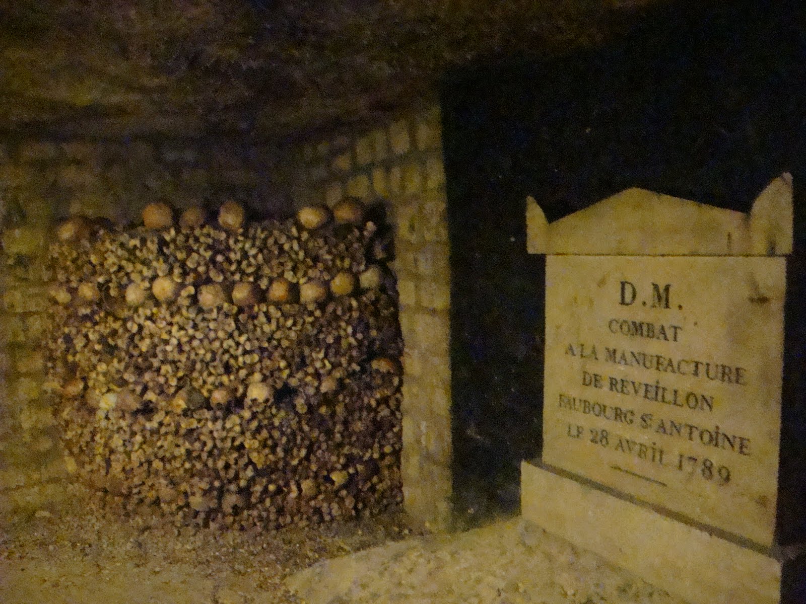 Pallida Mors æquo Pulsat Pede Pauperum Tabernas Regumque Turres
