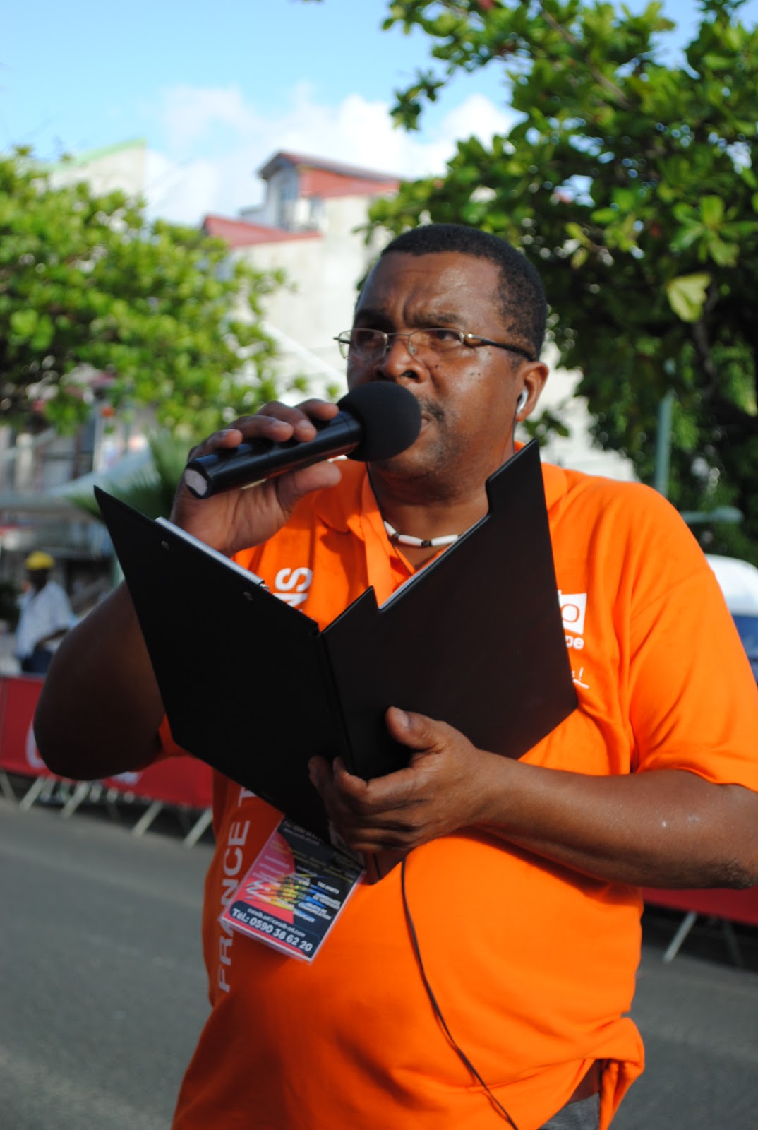 RFO fait son Tour !: Les portraits des hommes et des femmes de RFO!