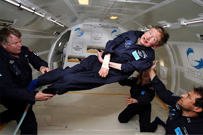 El físico Stephen Hawking a bordo del G-Force One