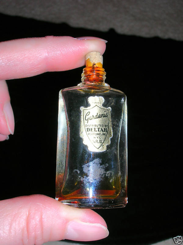 The Vintage Perfume Vault March 2010