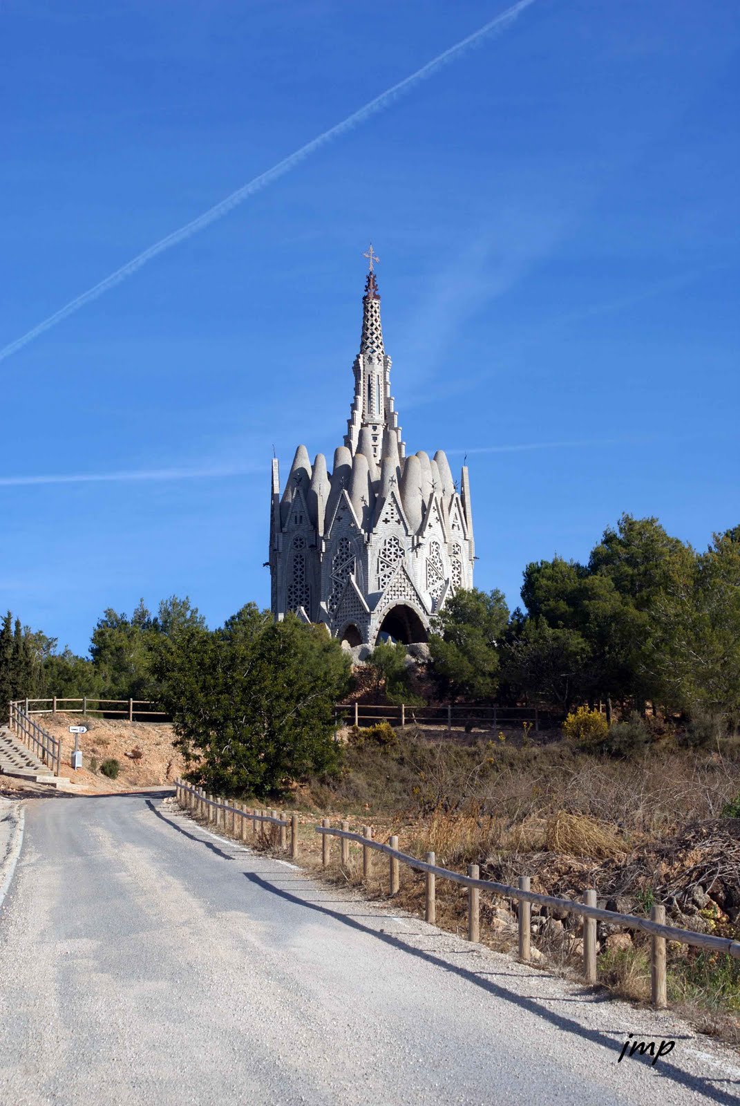 TOT PASSEJANT Santuari de Montserrat de Montferri. Tarragona